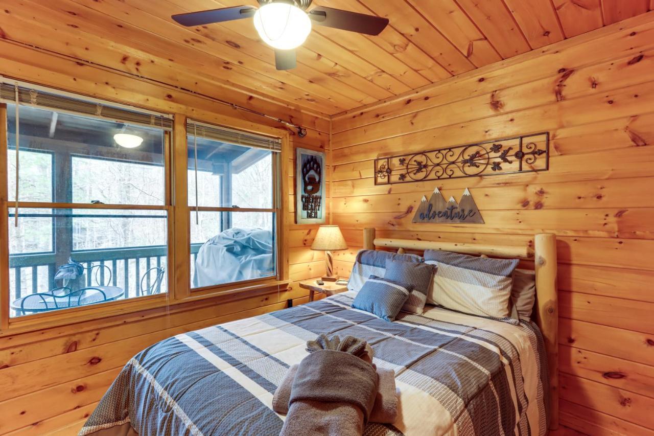 Blue Ridge Cozy Cabin In The Woods With Hot Tub! Zewnętrze zdjęcie